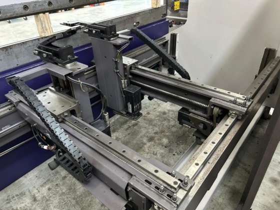 2004 BYSTRONIC P 150 x3100