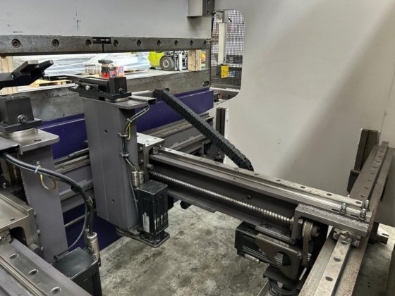 2004 BYSTRONIC P 150 x3100