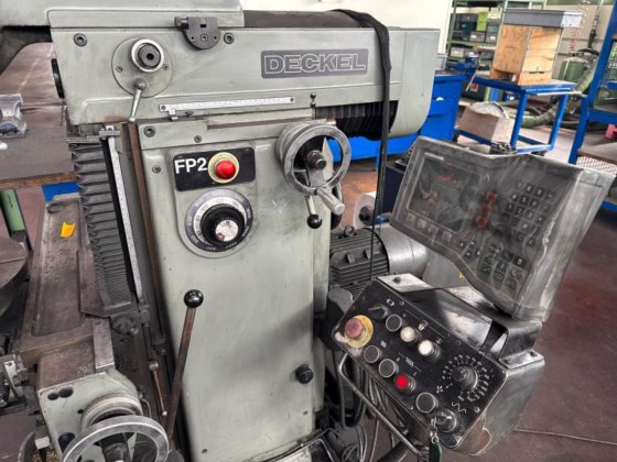 DECKEL FP2