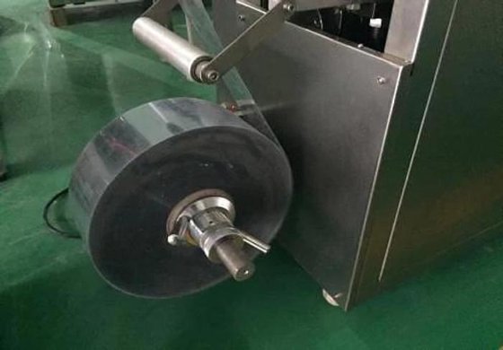 Dession 高速バター充填機 液体チョコレート充填機