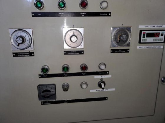 円筒円錐タンク