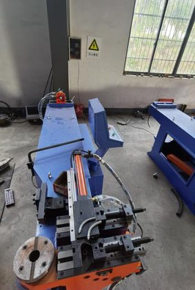 導管自動作動曲げ機鋼管金属パイプ曲げ自動ベンダー