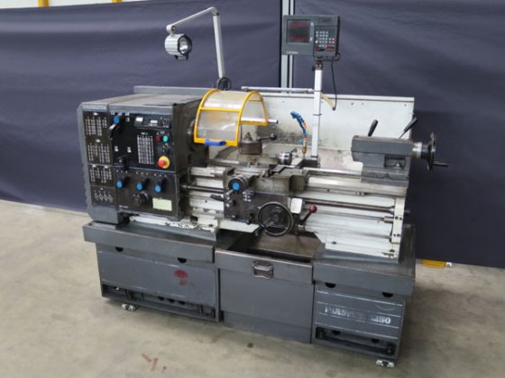 COLCHESTER MASTER VS 3250
