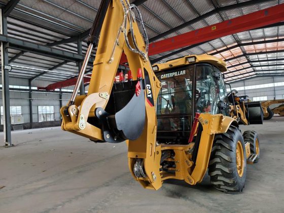 2024 CATERPILLAR 420F2