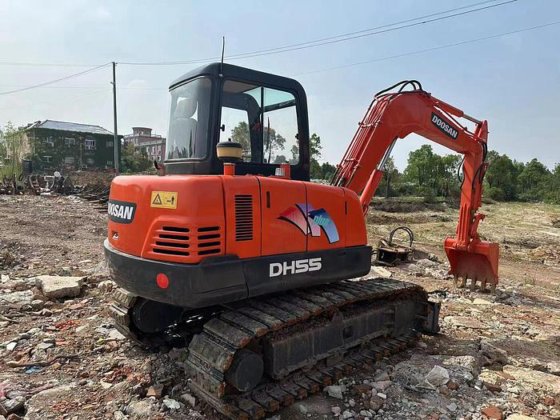 2018 Doosan DH55