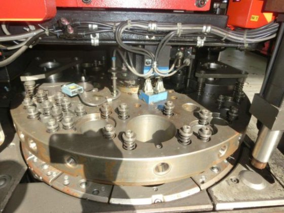 アマダ ARIES 245 Ⅱ 1995年