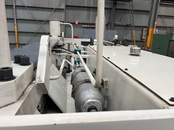 Guillotine hydraulique