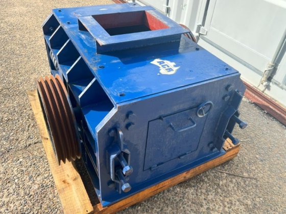 辊式破碎机（CGM186）