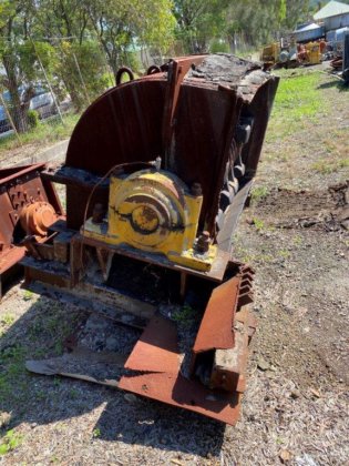 锤式破碎机（CGM166）