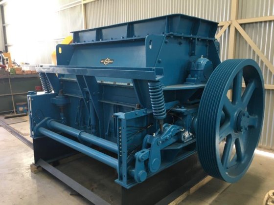 辊式破碎机(CGM160)