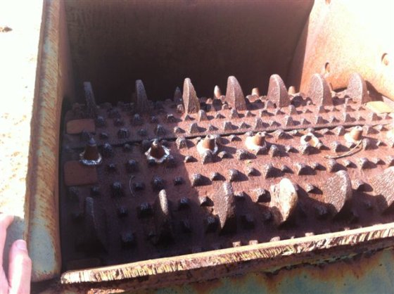 辊式破碎机（CGM141）