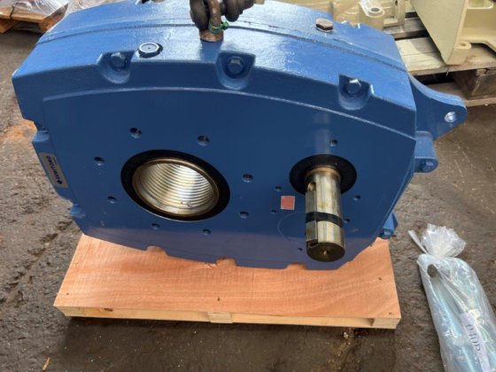 轴装变速箱(G-558)