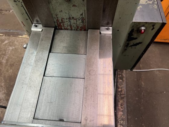 タレットフライス盤