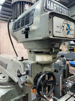 タレットフライス盤