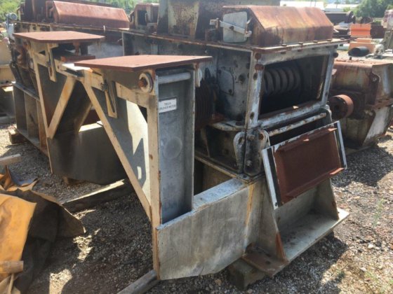 针织粉碎机 (CGM064)