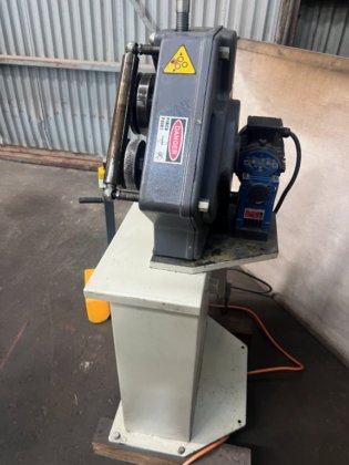 セクションロール