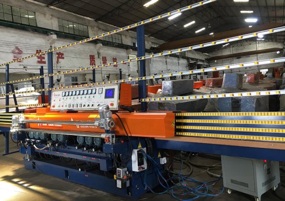 HXM261TP 玻璃直线斜边机(9 个自动主轴,带 PLC)