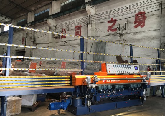 HXM261TP 玻璃直线斜边机(9 个自动主轴,带 PLC)