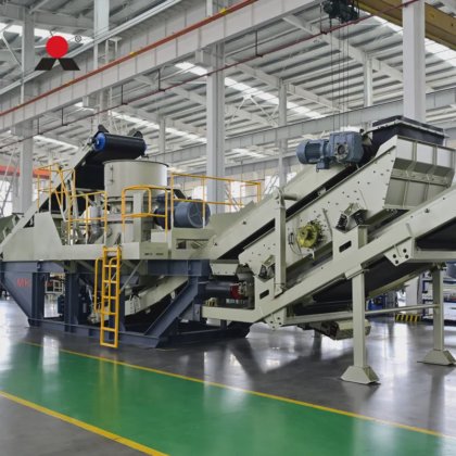 高产能 100 吨/小时移动式碎石机设备价格