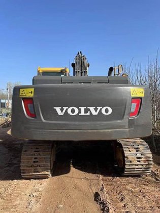 VOLVO EC200