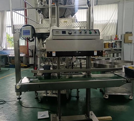 máquina automática de sellado continuo