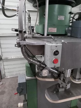 Kaps-All Inline Capper Model E