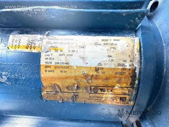 科尔本 30 马力压实机