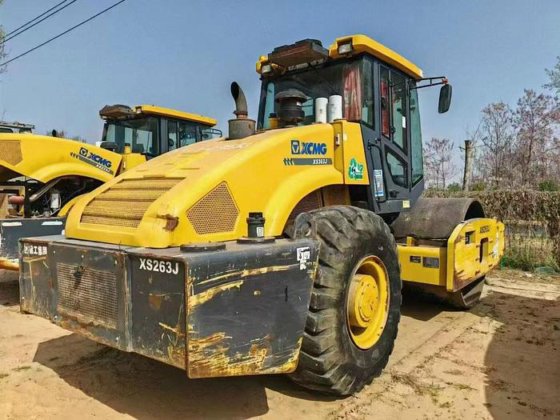 2020 XCMG XS263J