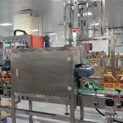 热销半自动自动化瓶子拉手机