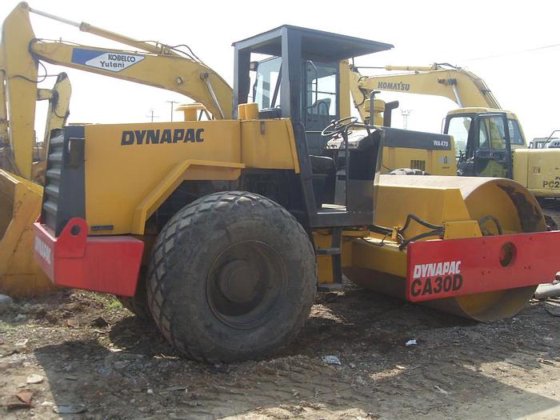 2011 Dynapac CA25D