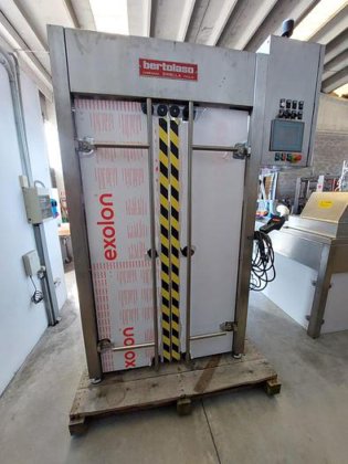 2011 Bertolaso Capping machine