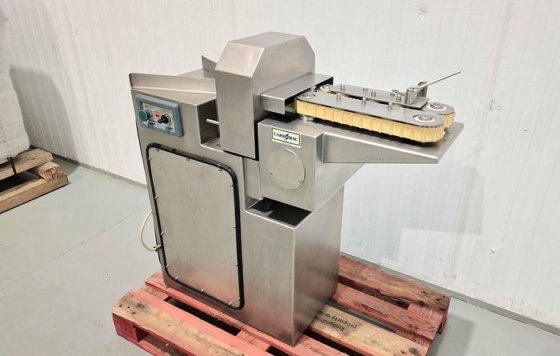 ATADORA PARA EMBUTIDOS AUTOMATICA RISCO