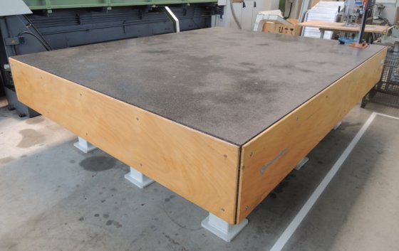 2000 FISCHER Granitplatte