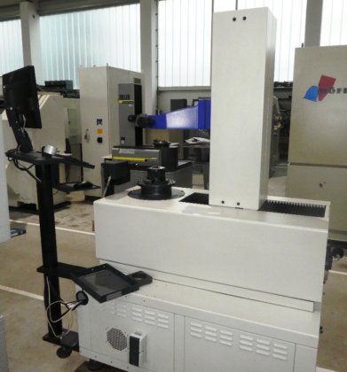 2004 ZOLLER VENTURION 600 /