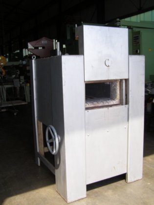 1980 HERAEUS HM 13 in