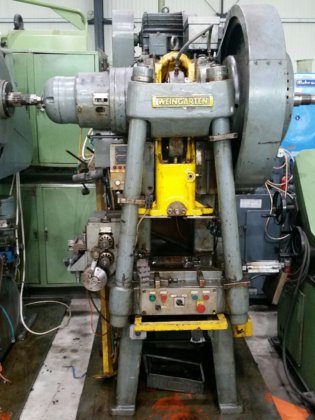 WEINGARTEN XKSHw 30 in Staufenberg,