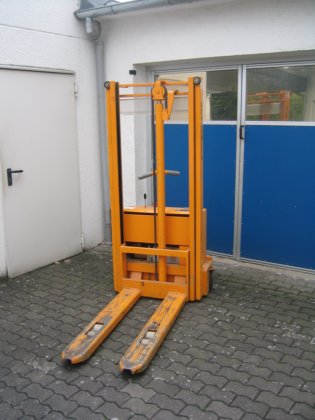 1992 GENKINGER BTG 126 Hochhubwagen