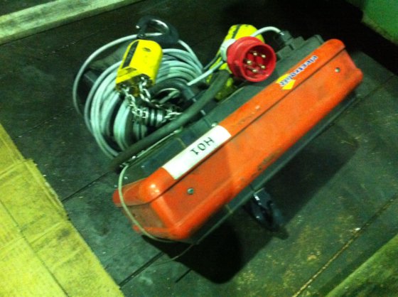 2000 EUROLIFT 1000 kg Elektrokettenzug
