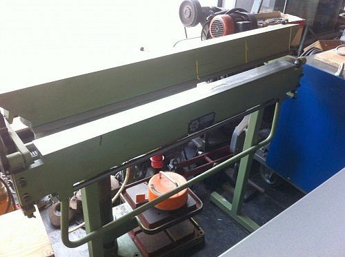 1990 HM MB 1000 H