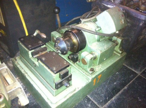 DIETZ FDR 71 Wellenzentriermaschine in