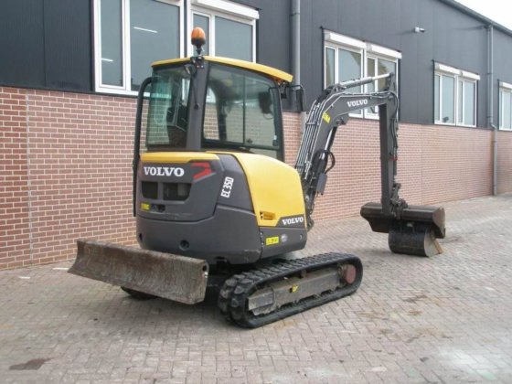 2019 Volvo EC35D