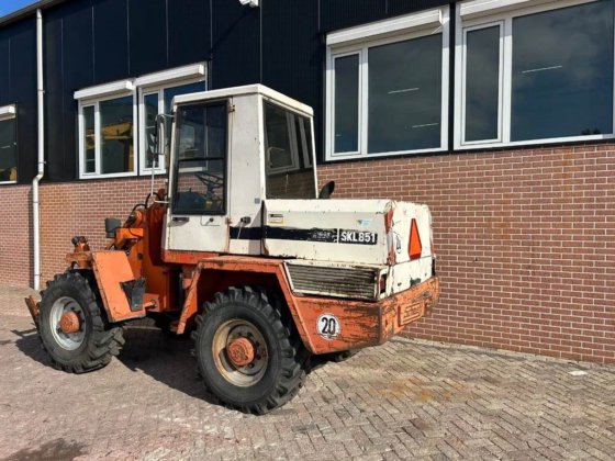 1993 Schaeff SKL851