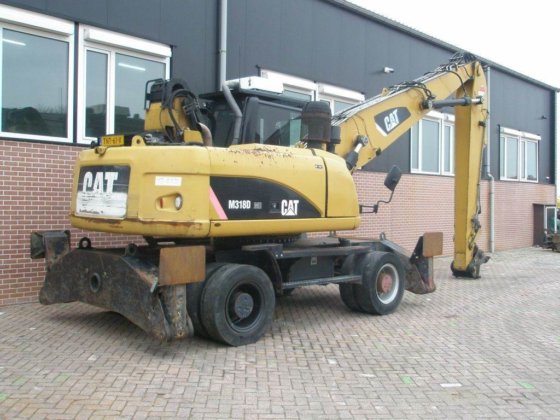 2011 CAT M318D