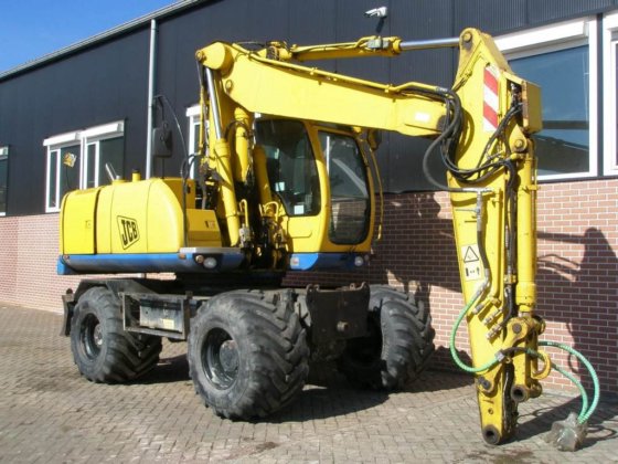 2008 JCB JS175W