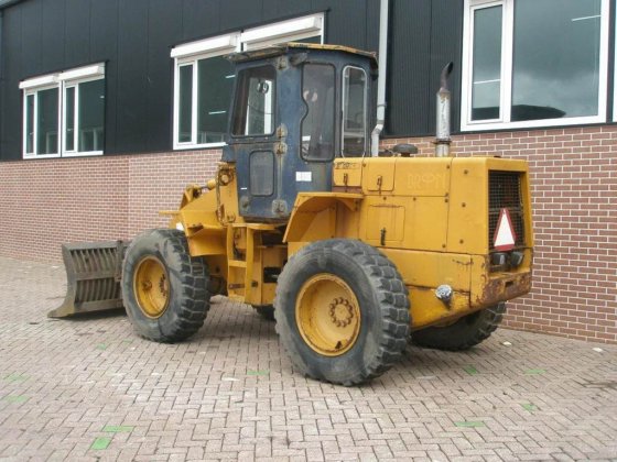 1990 Komatsu W40-2