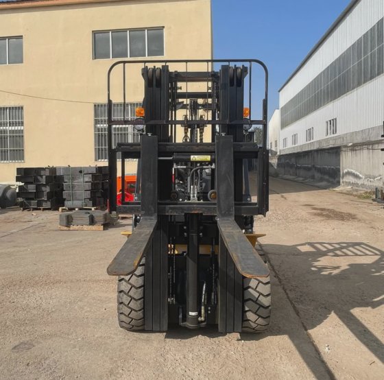 Chariot élévateur 3 tonne pour