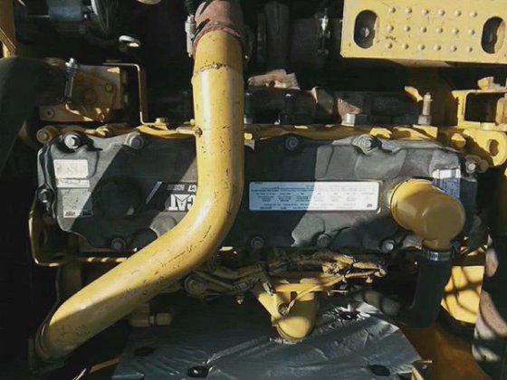 カーター 323D2 掘削機