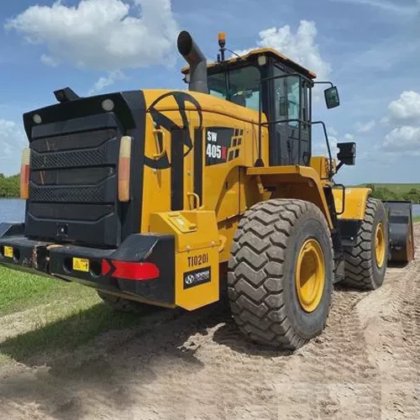 ホイールローダー5トン