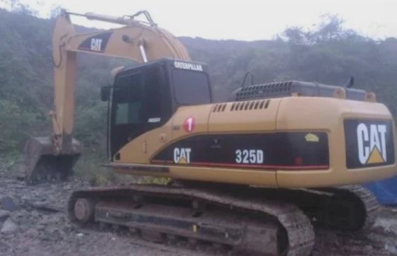 カーター 325D ショベル