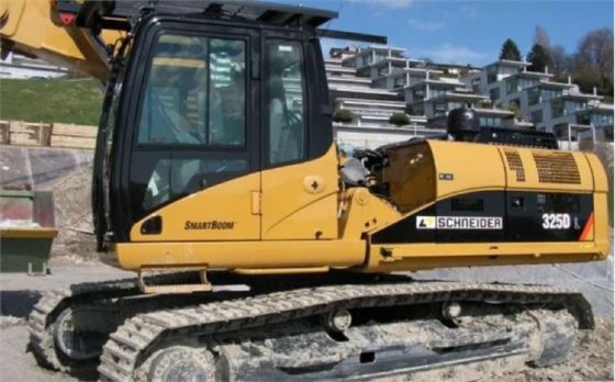 カーター 325D ショベル